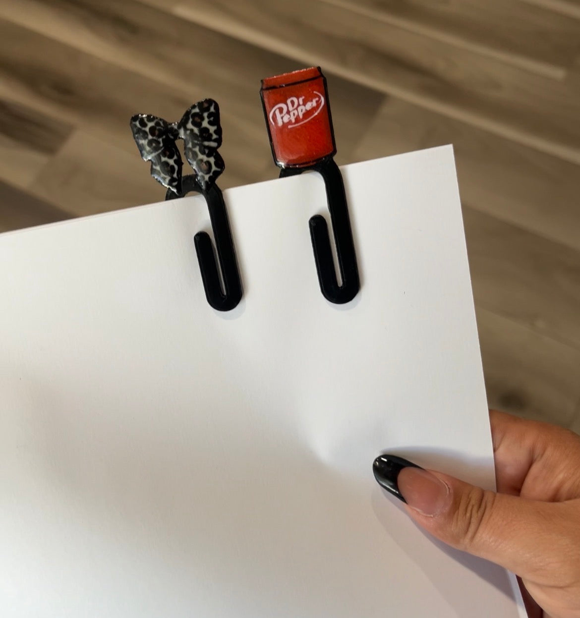 Leopard Bow paper Clips